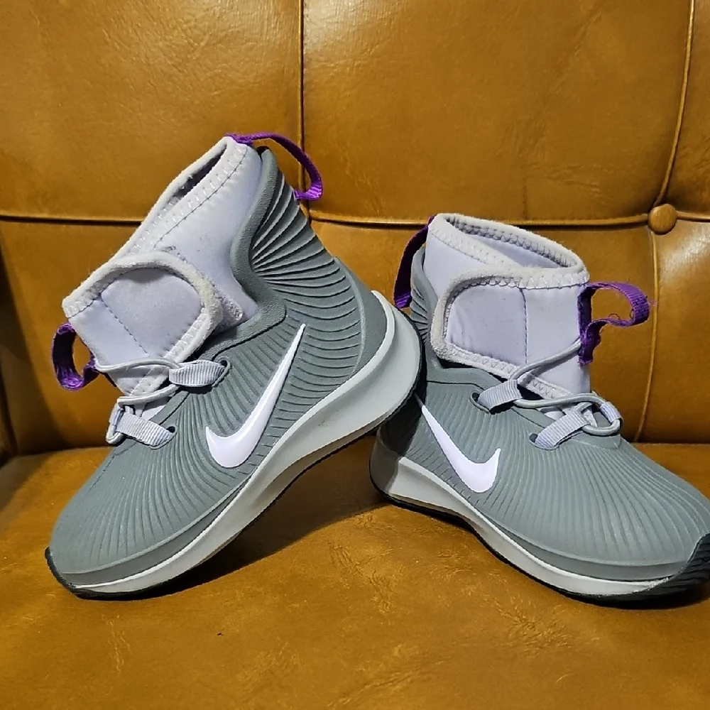 Nike Kids Gray Purple Boots All Condition Waterproof Outerwear Size 7c Boy Girl